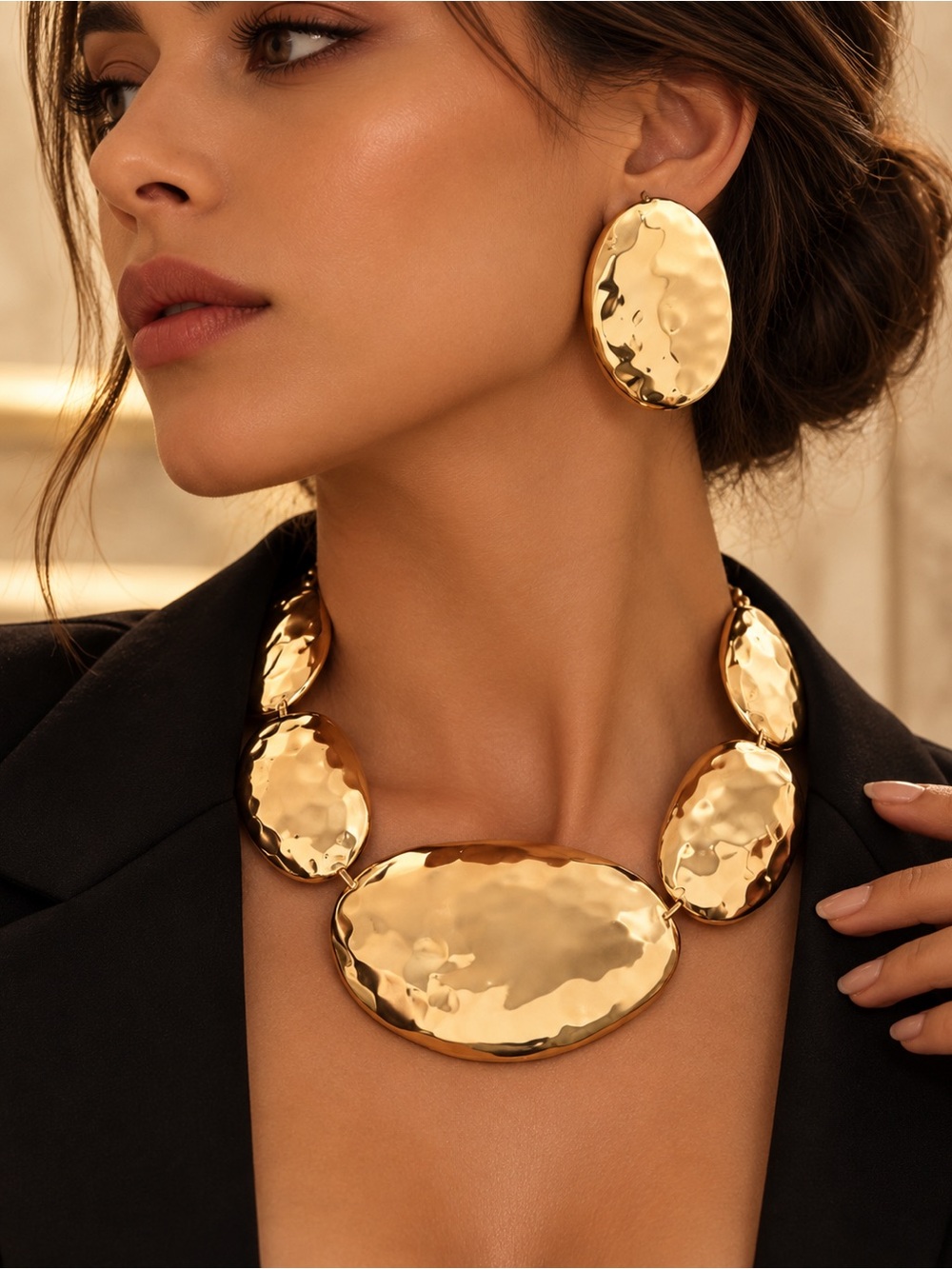 Gold Tone Hammered Statement Necklace & Earrings Set Chunky Disc Jewelry